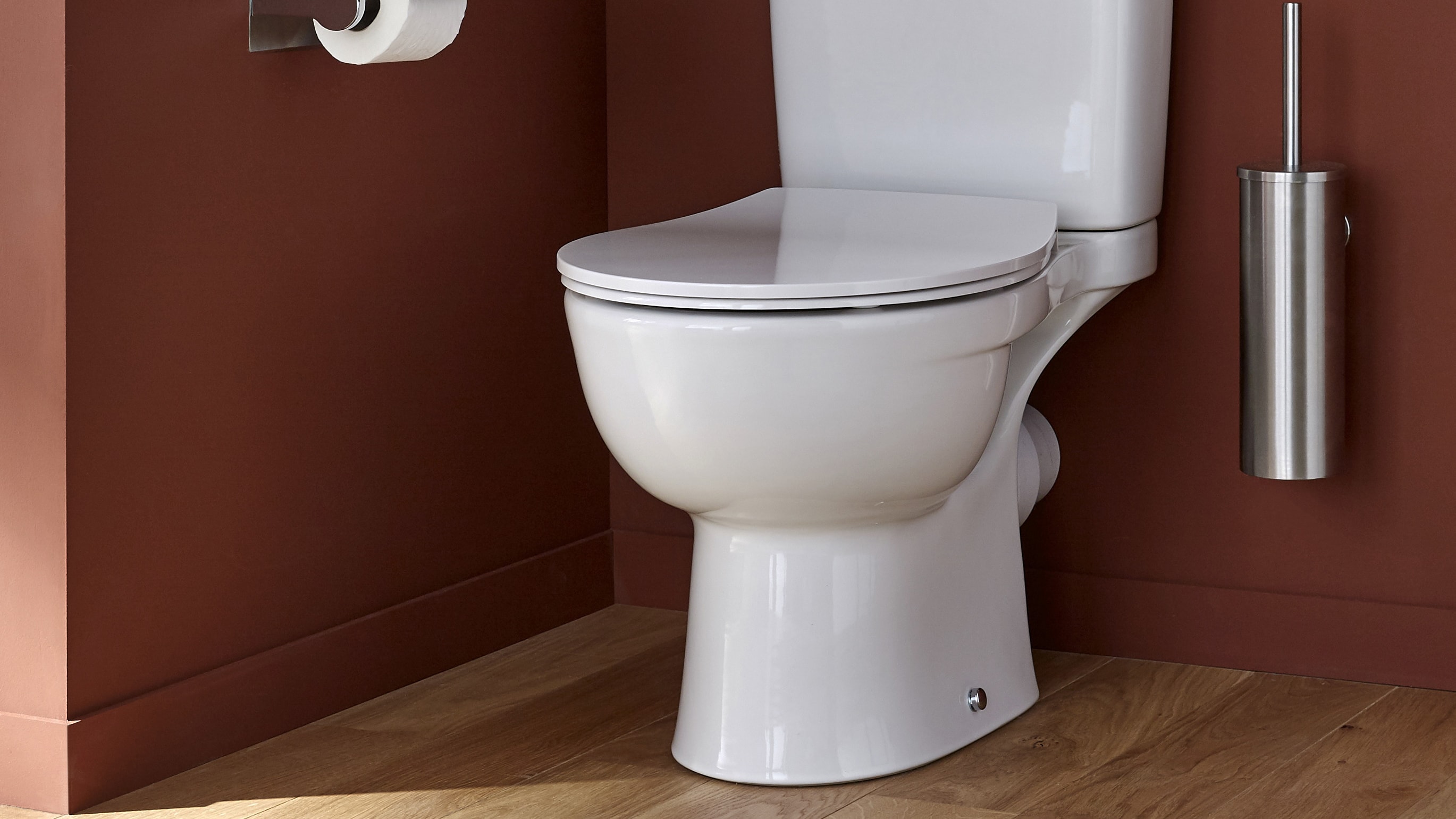 Indispensables au quotidien, les toilettes resteront toujours un élément  central de votre salle de bains. Chez Jacob Delafon, nous vous proposons  des WC qui s'adaptent à la configuration de votre salle de