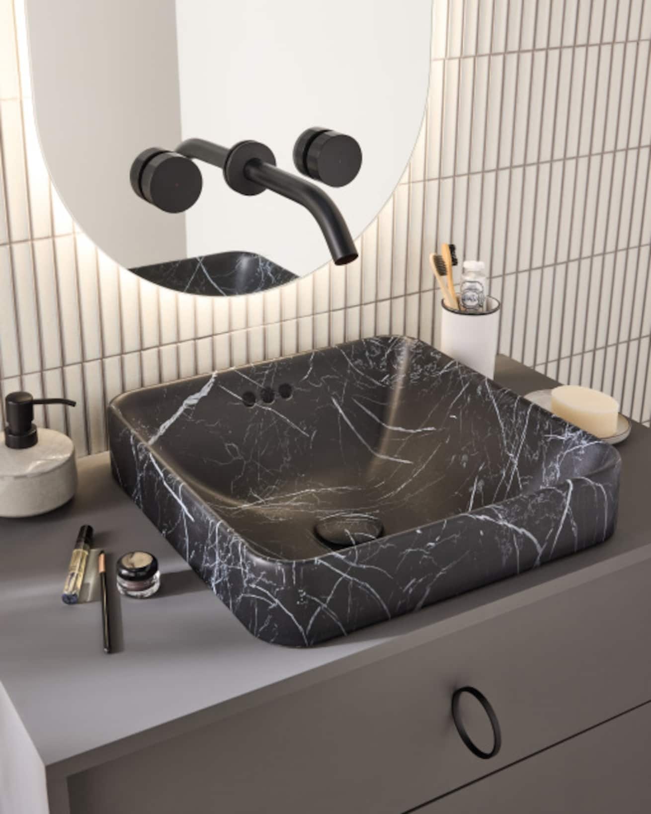 https://www.jacobdelafon.fr/sites/default/files/public/2025-08/low_def_Vasque_Allure_ambiance_37.tif_.jpeg