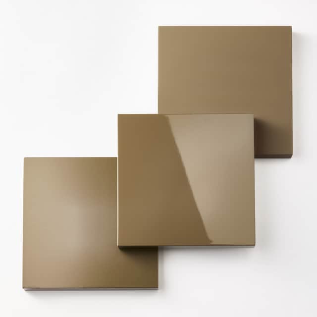 https://www.jacobdelafon.fr/sites/default/files/public/2026-01/S64-G1W-M96_Laque_Brun-Sepia.jpeg