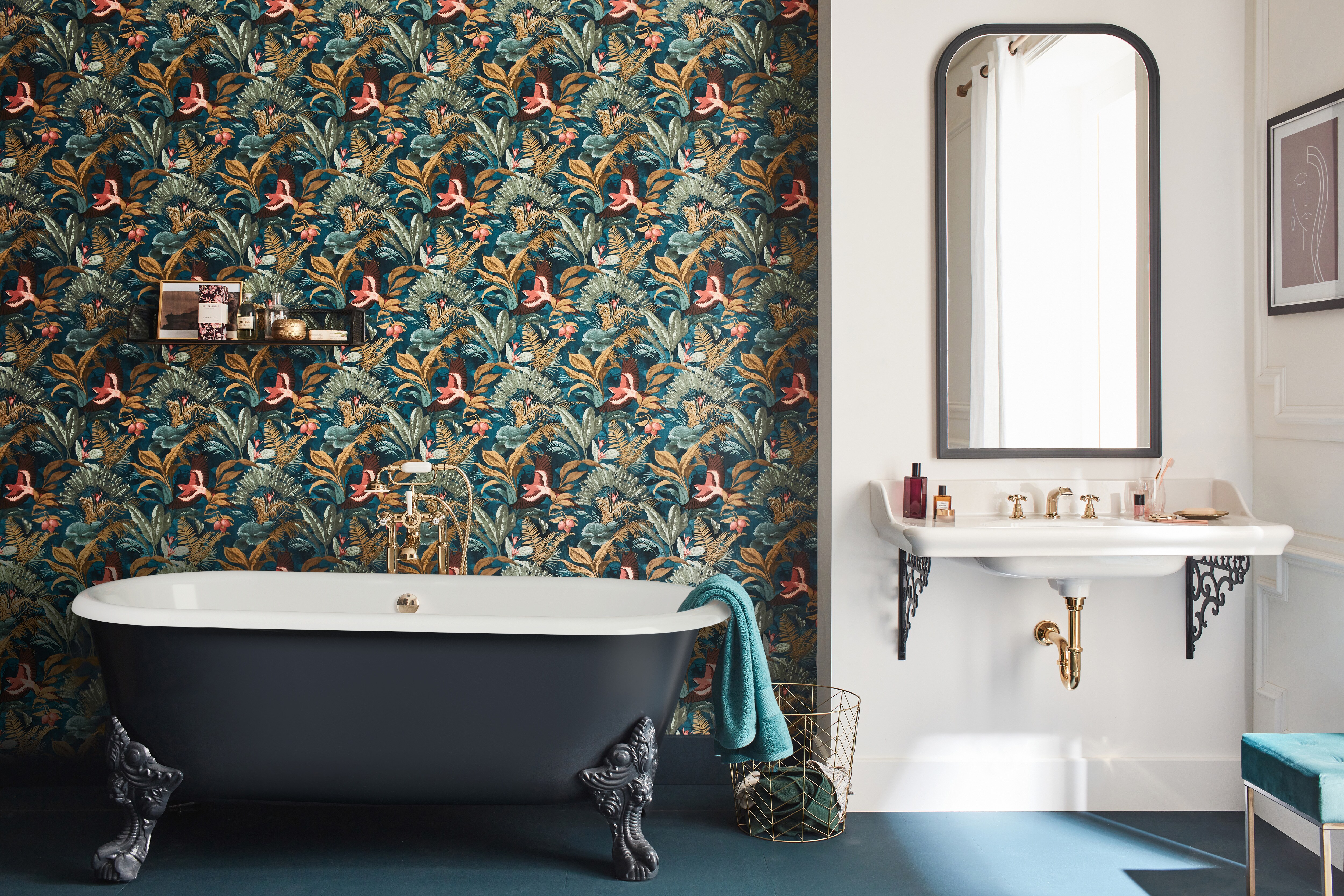 La baignoire CLEO est parfaite pour rendre votre salle de bains tendance 