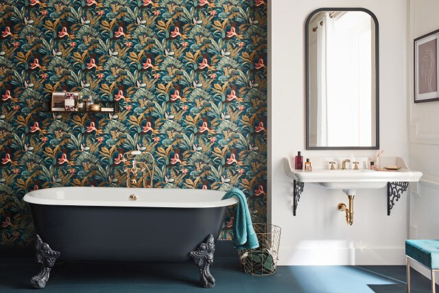 Une décoration tendance avec du papier peint coloré 